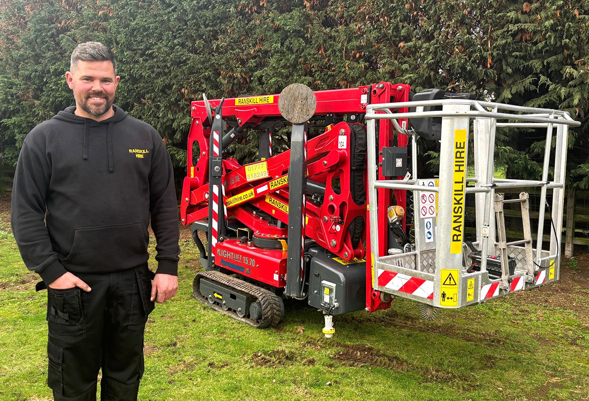 Plant hire firm grows tree work business with second-hand Hinowa spider lifts