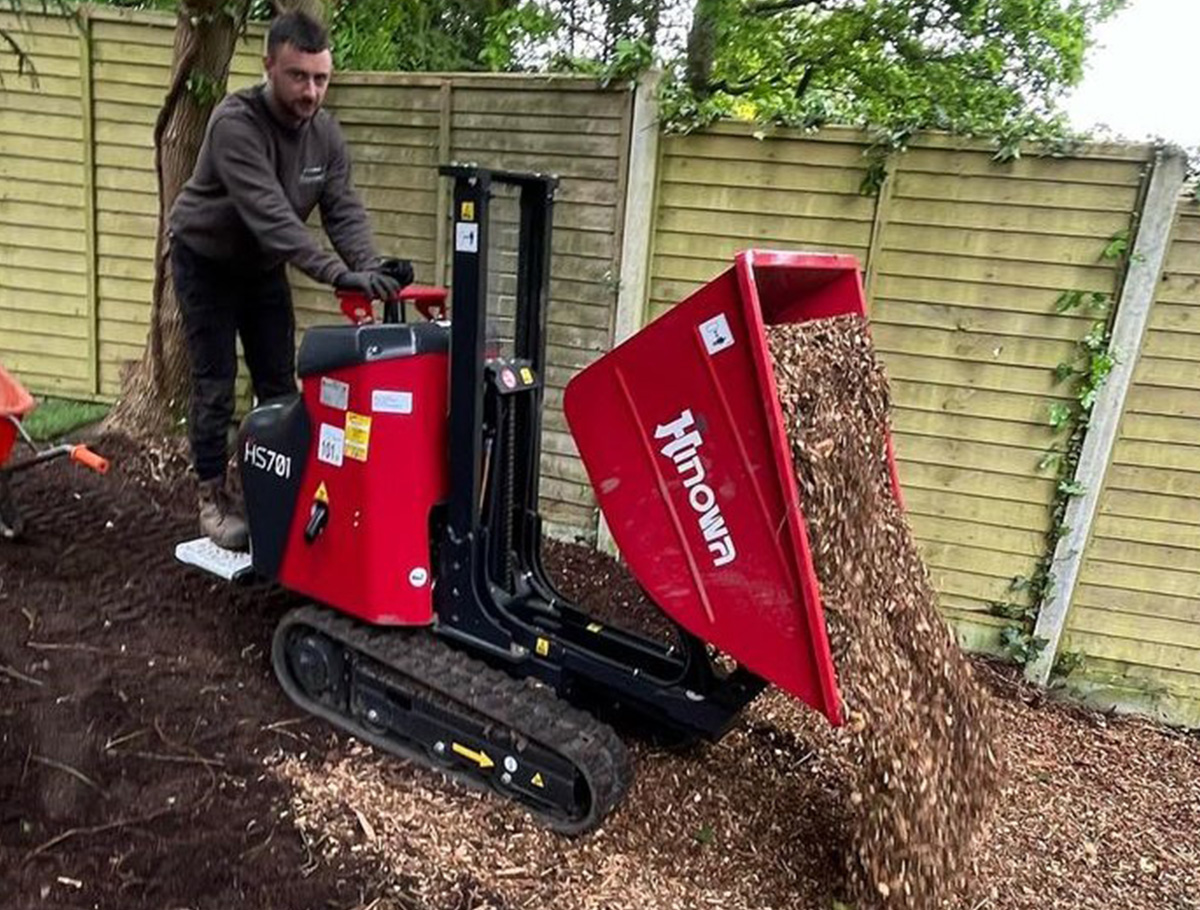 Seeds of success – turf specialist grows productivity with Hinowa minidumper