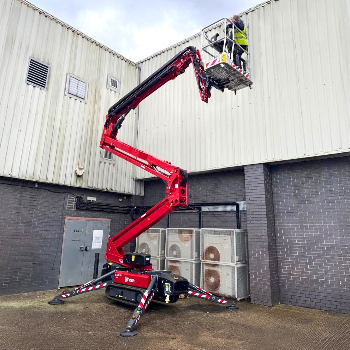 Hinowa spider lift