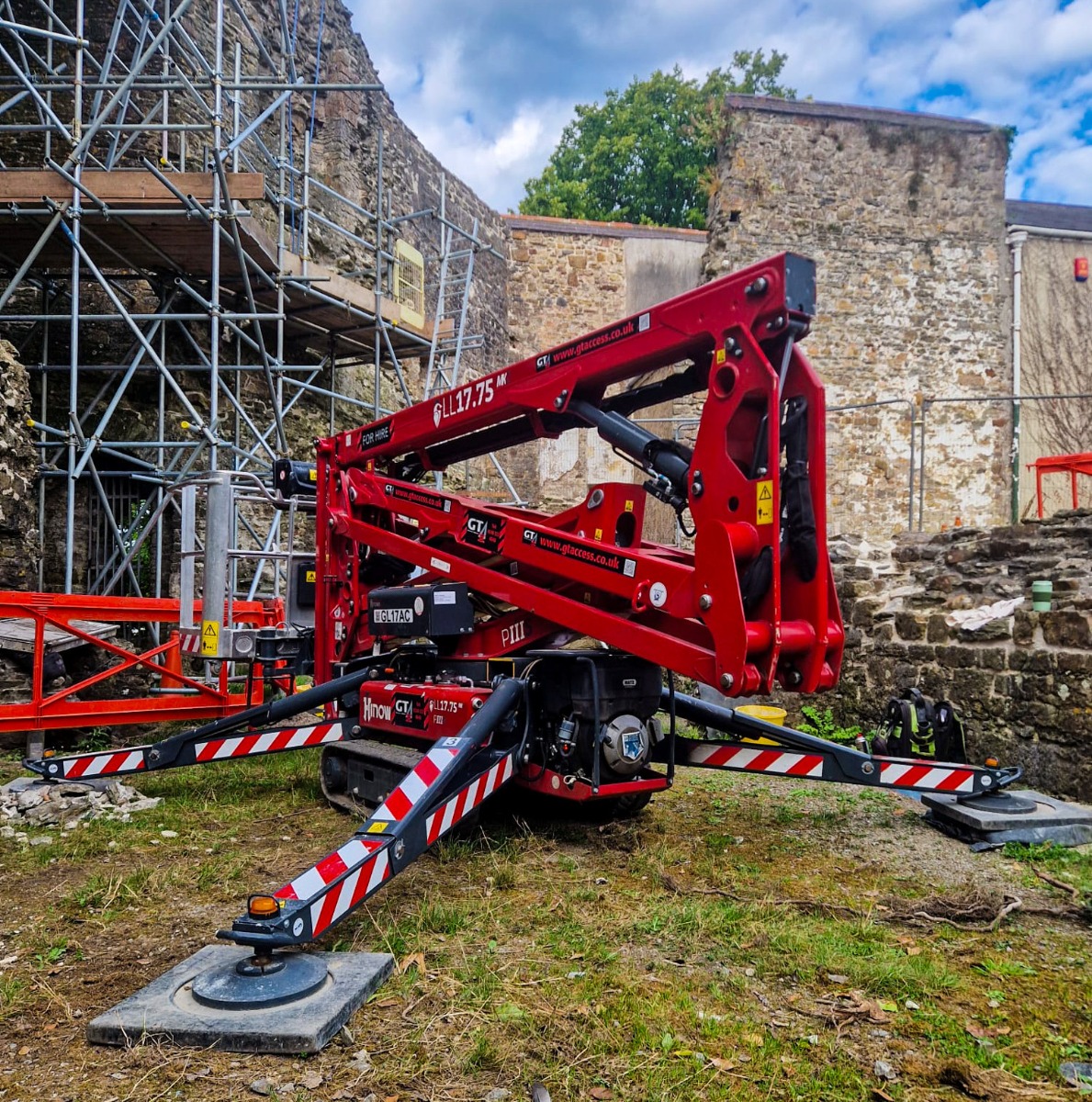 Hinowa Lightlift 17.75 Performance IIIS platforms